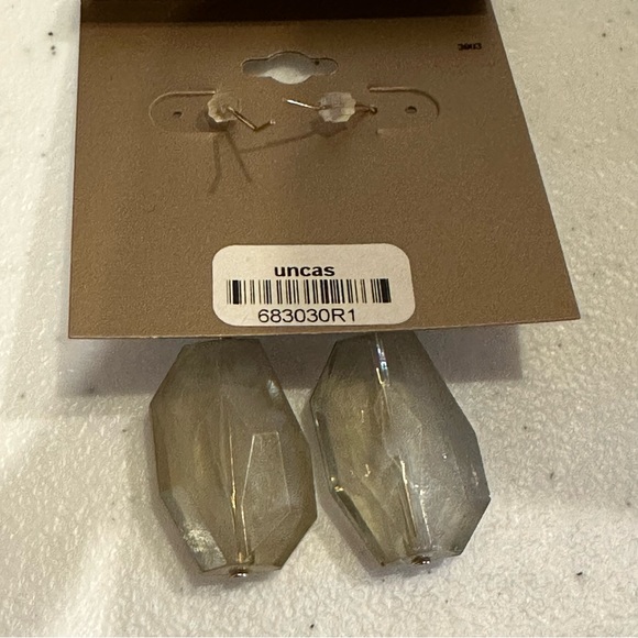 NWT 2 pairs of Earrings- gold tone dangles w/ beads by MIXIT Color & NY & Co. - Picture 7 of 10